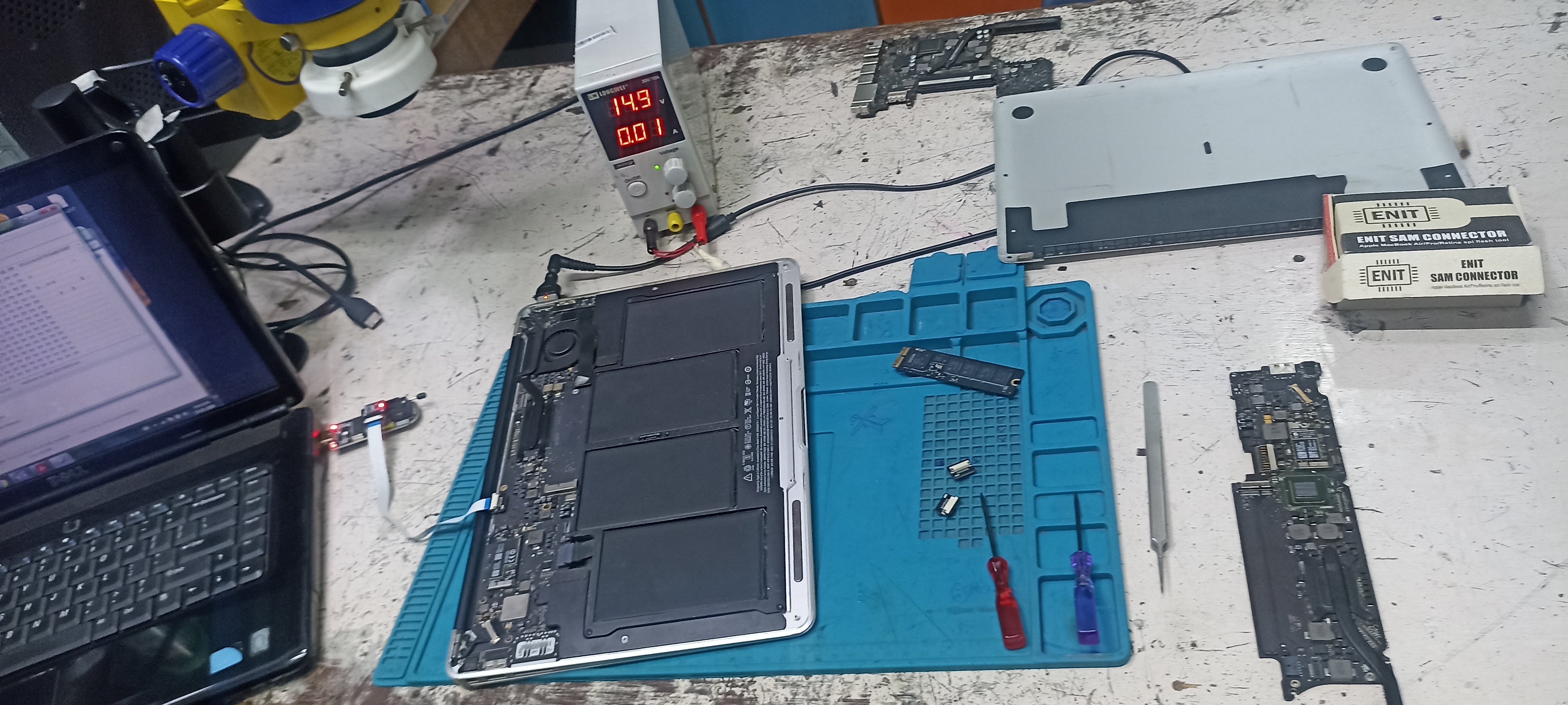 MacBook chiplevel training ang repairing
